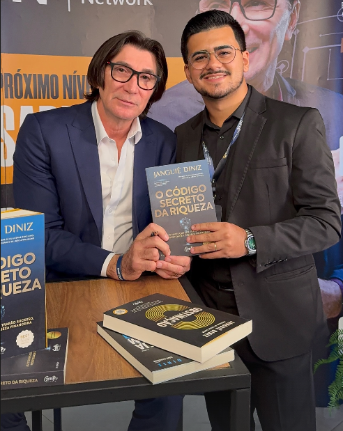 Matheus Ferreira, fundador da Agência MV, em evento empresarial CSE em Alphaville Barueri-SP